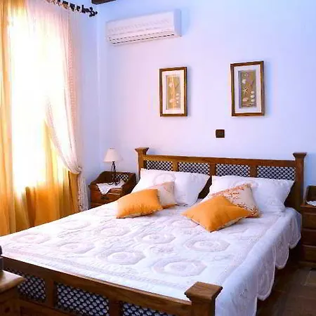 Haraki Villas *