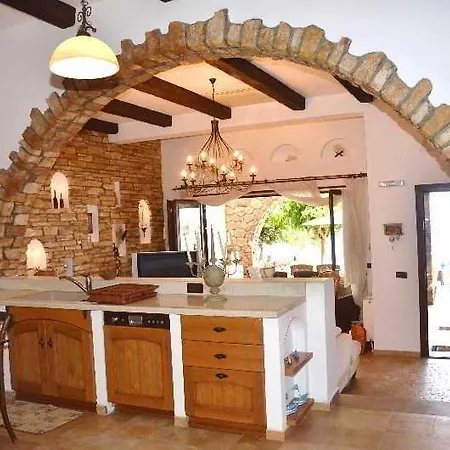 Haraki Villas * Χαράκι