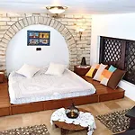 Haraki Villas * Charaki