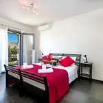 Villa Haraki Villas *