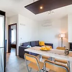 Haraki Villas *