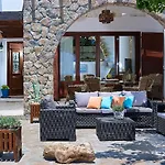 Haraki Villas Willa Charaki