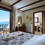 Haraki Villas * Charaki